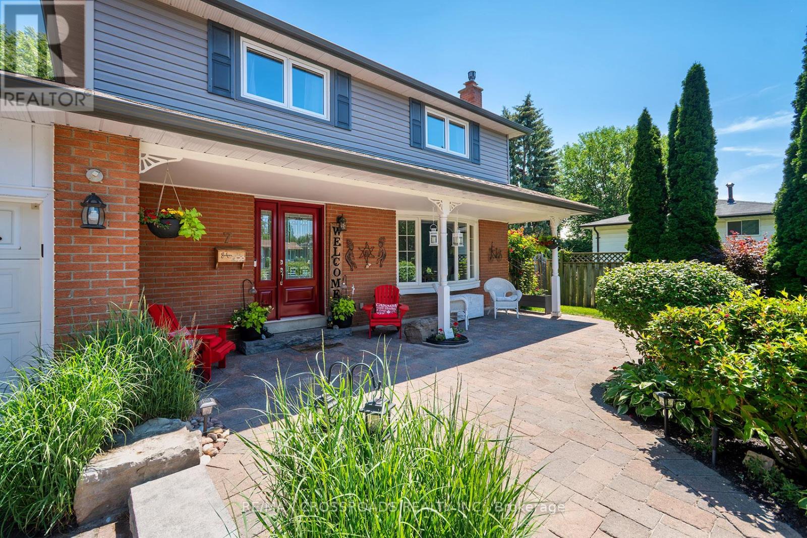 7 DINGLEY COURT - 6