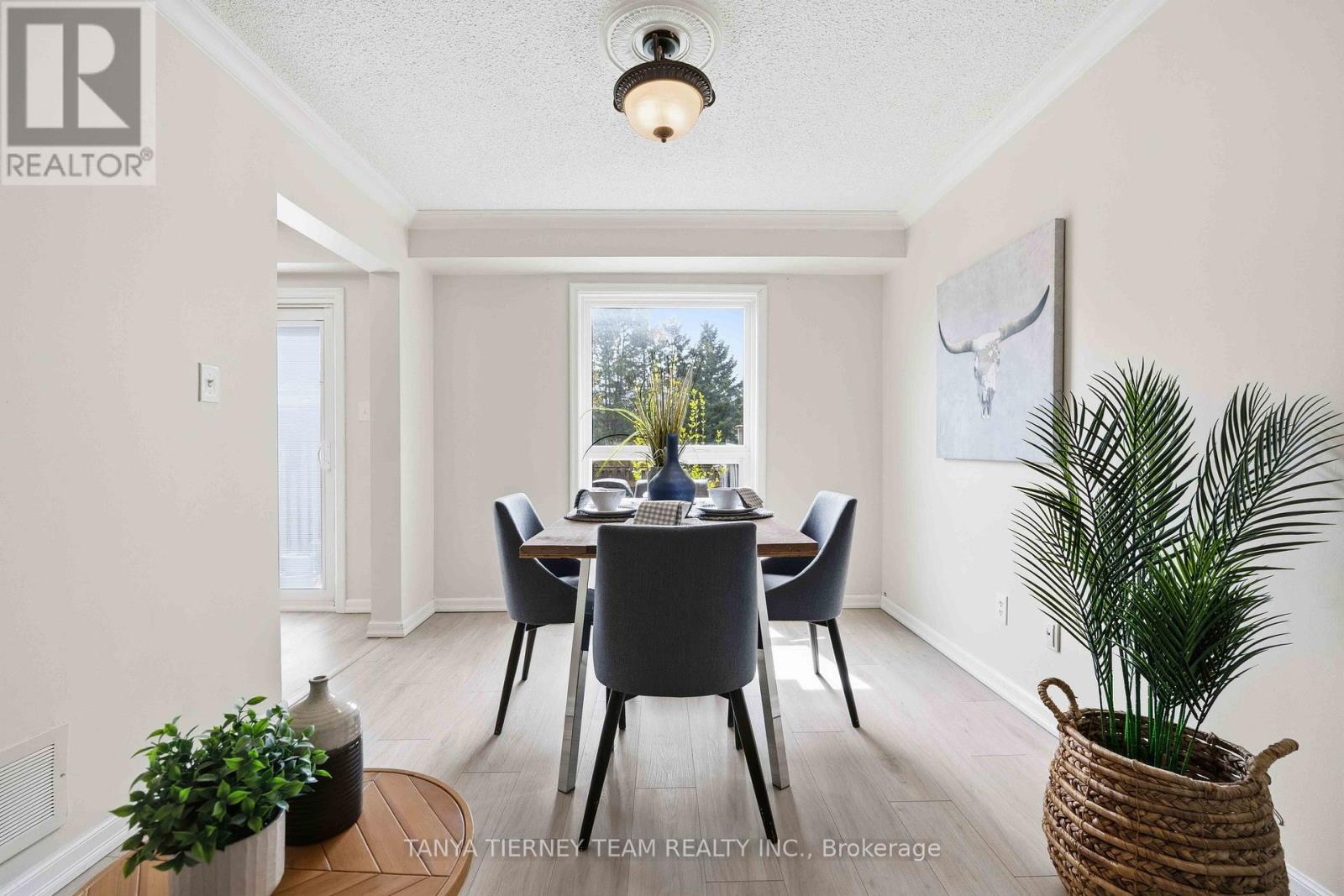 60 PIDDUCK STREET - 10