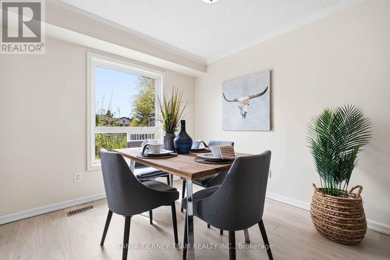 60 PIDDUCK STREET - 11
