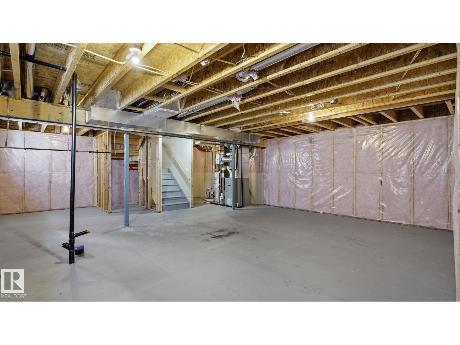 17211 78 ST NW - 30