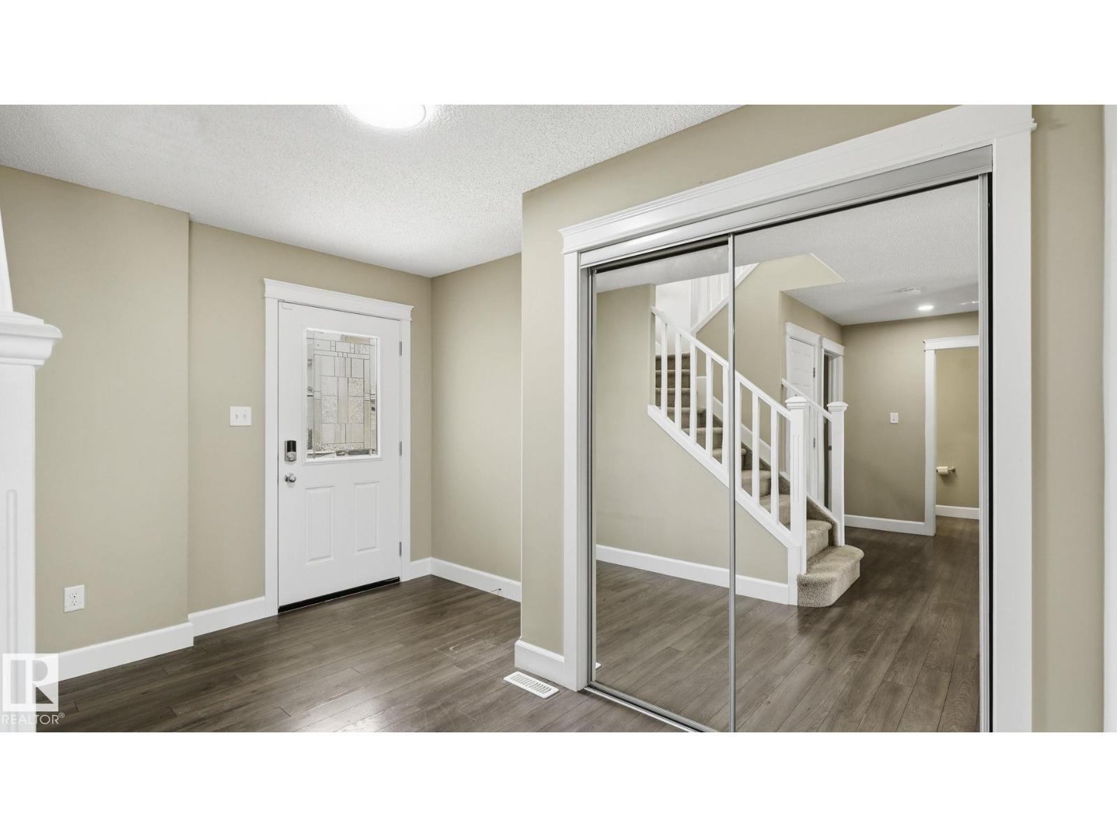 17211 78 ST NW - 4