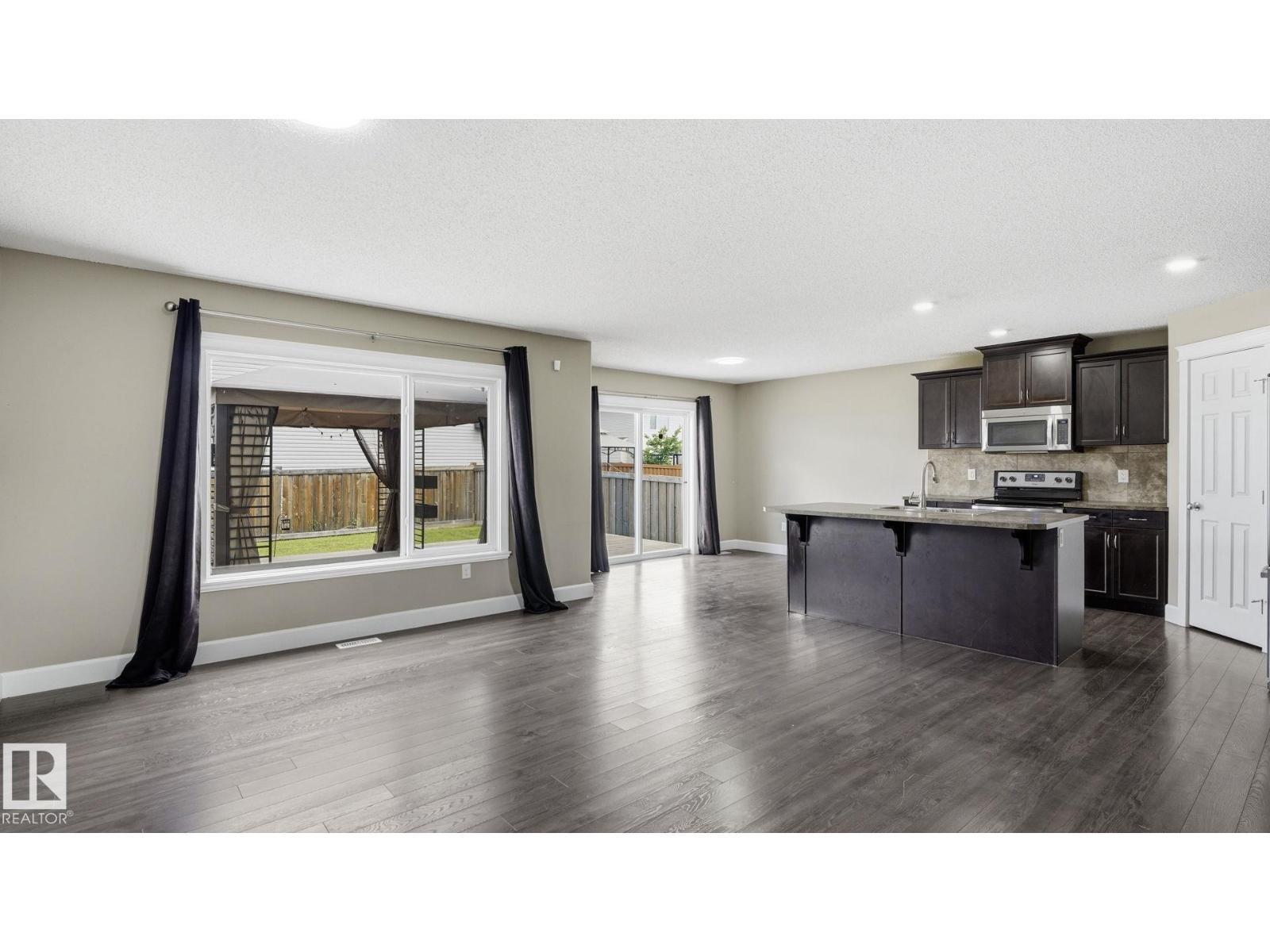 17211 78 ST NW - 8