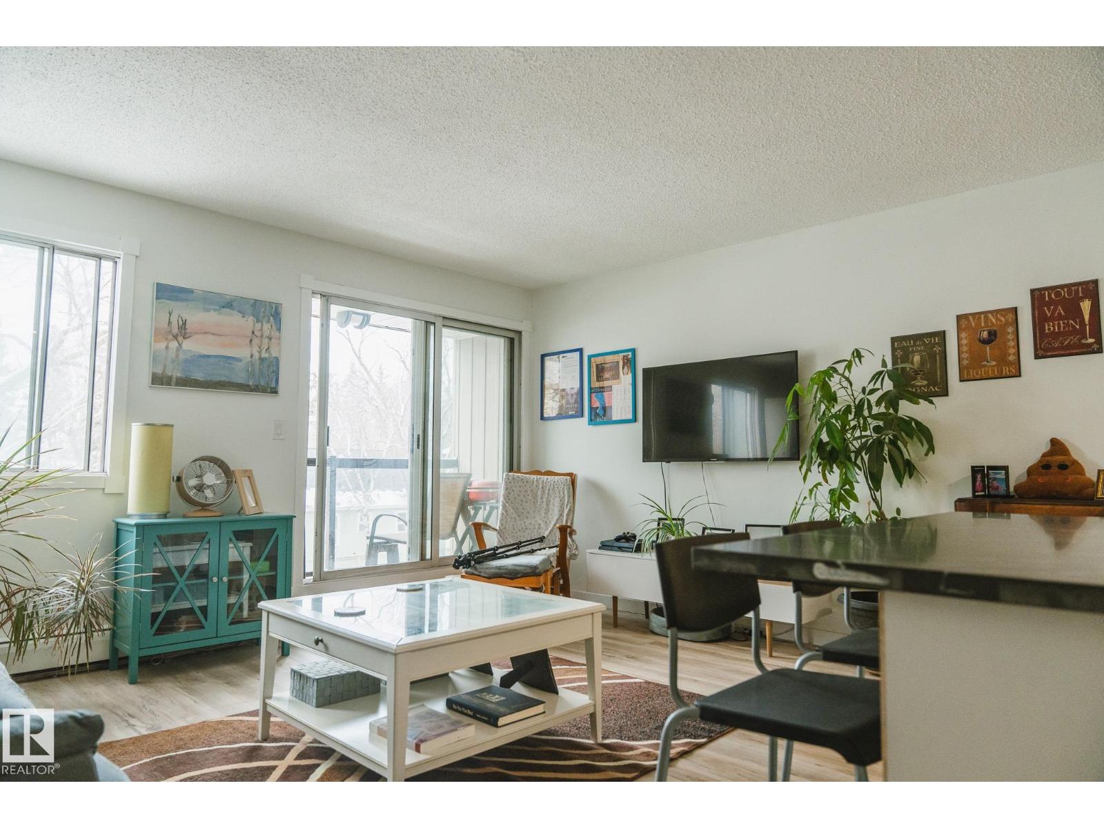 #303 10432 76 AV NW - 12