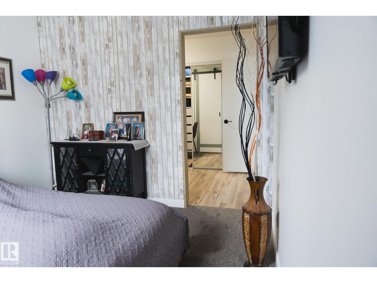 #303 10432 76 AV NW - 25
