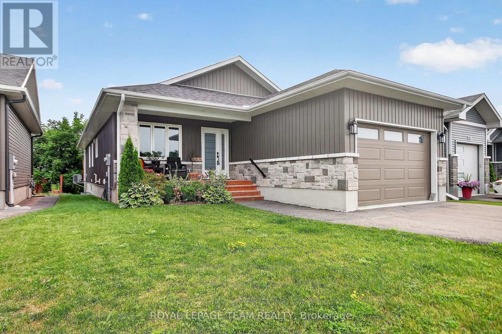 109 JAMES STREET - 50