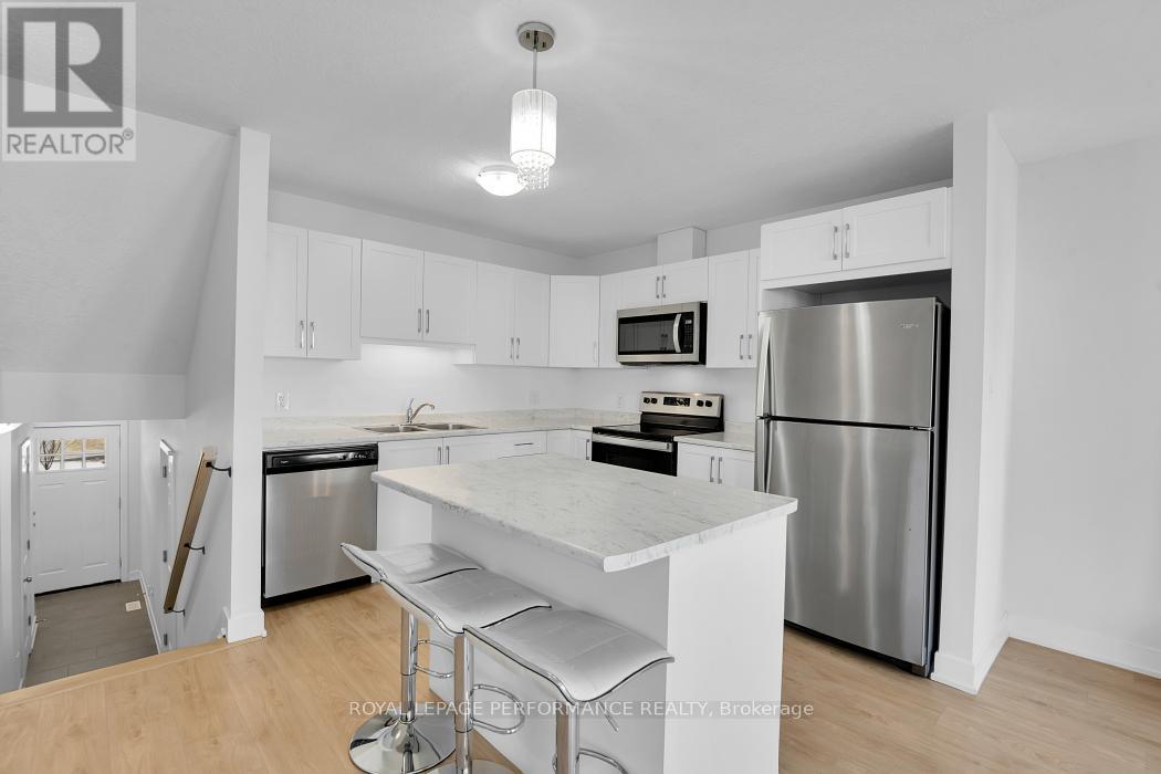 30 WHITCOMB CRESCENT - 10