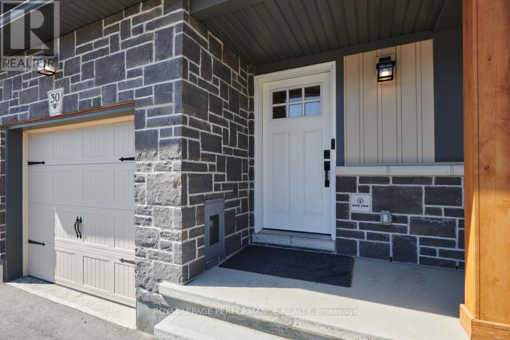 30 WHITCOMB CRESCENT - 2
