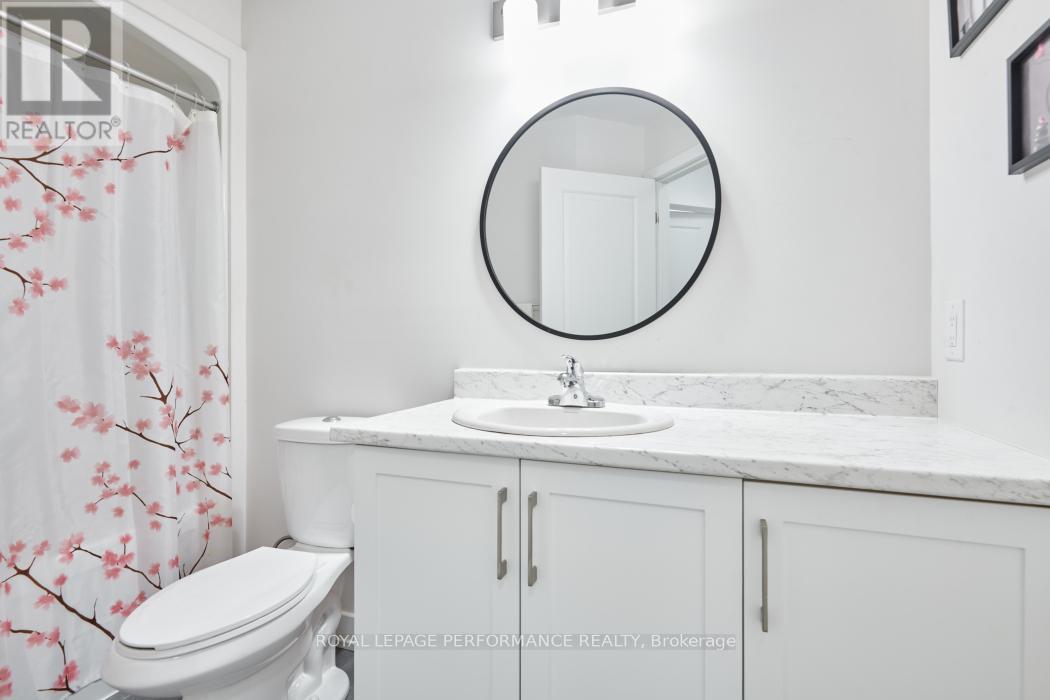 30 WHITCOMB CRESCENT - 25