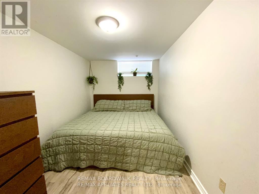 77 Brae Street — photo 22