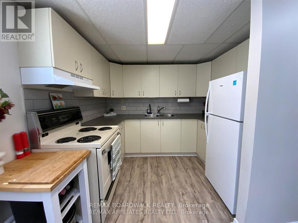 77 Brae Street — photo 25