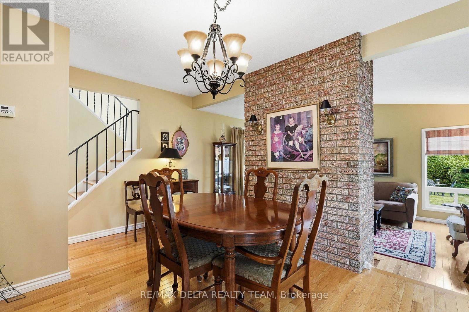 1091 ST LUCIA PLACE - 10