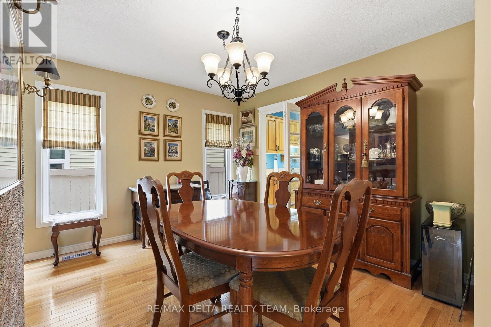 1091 ST LUCIA PLACE - 11