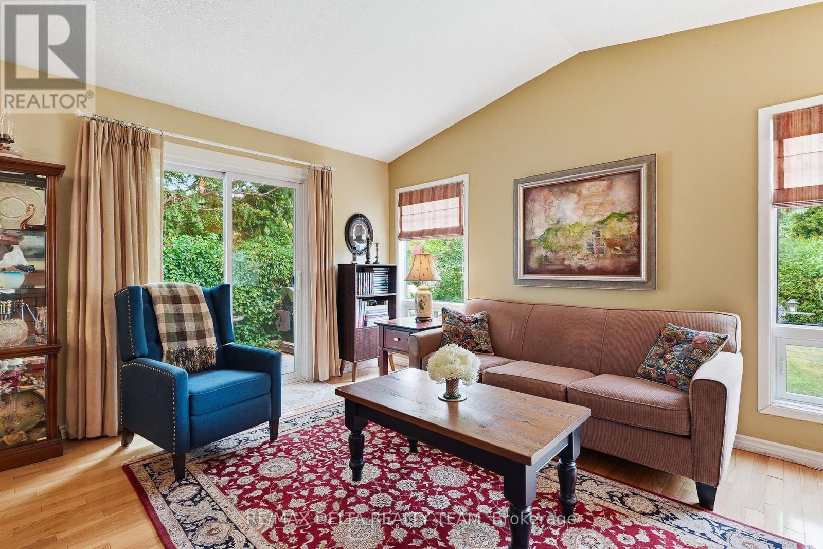 1091 ST LUCIA PLACE - 13