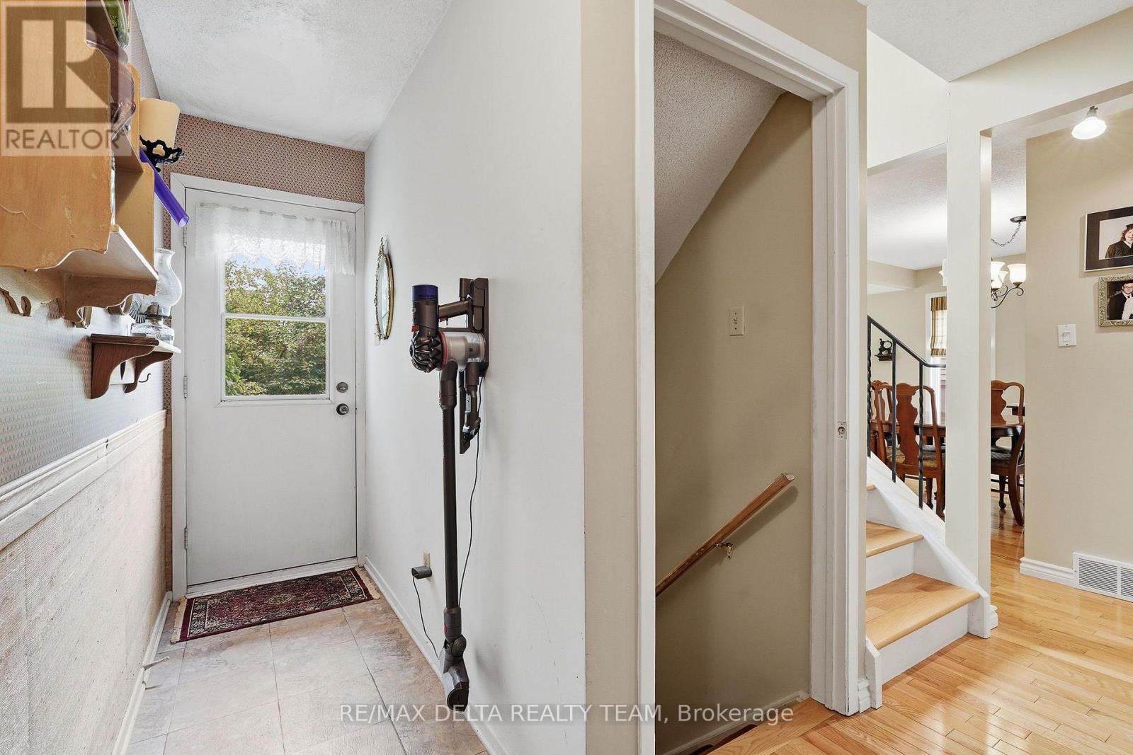 1091 ST LUCIA PLACE - 19