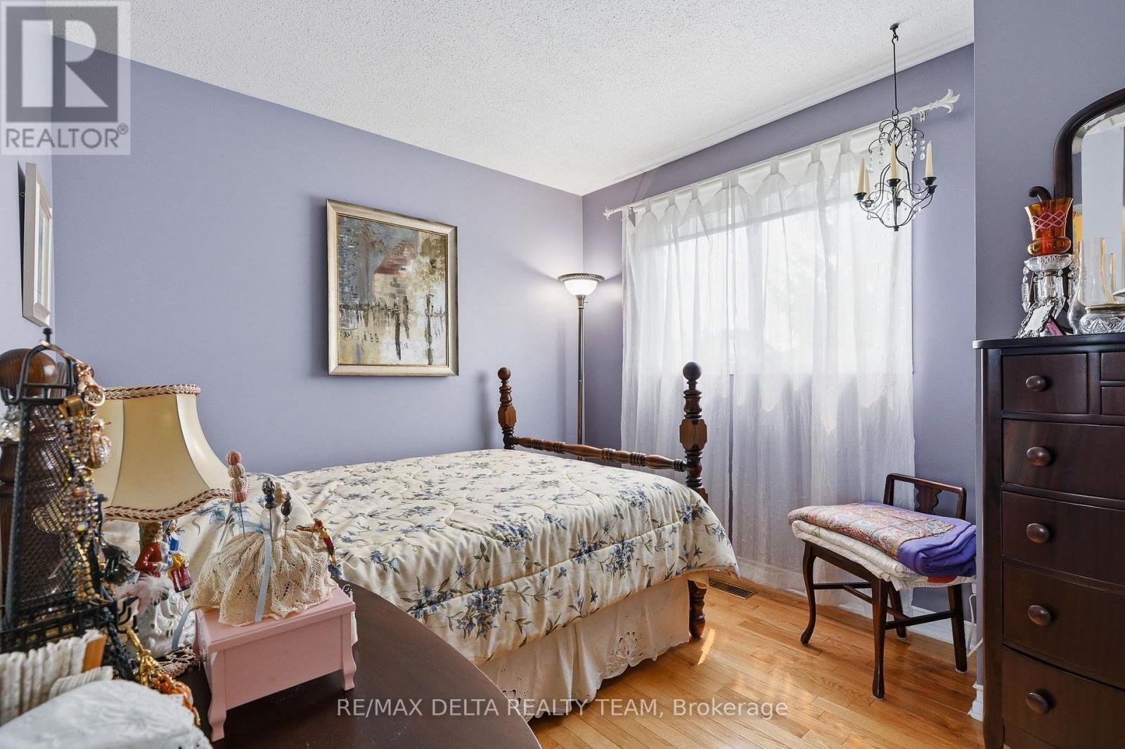 1091 ST LUCIA PLACE - 22