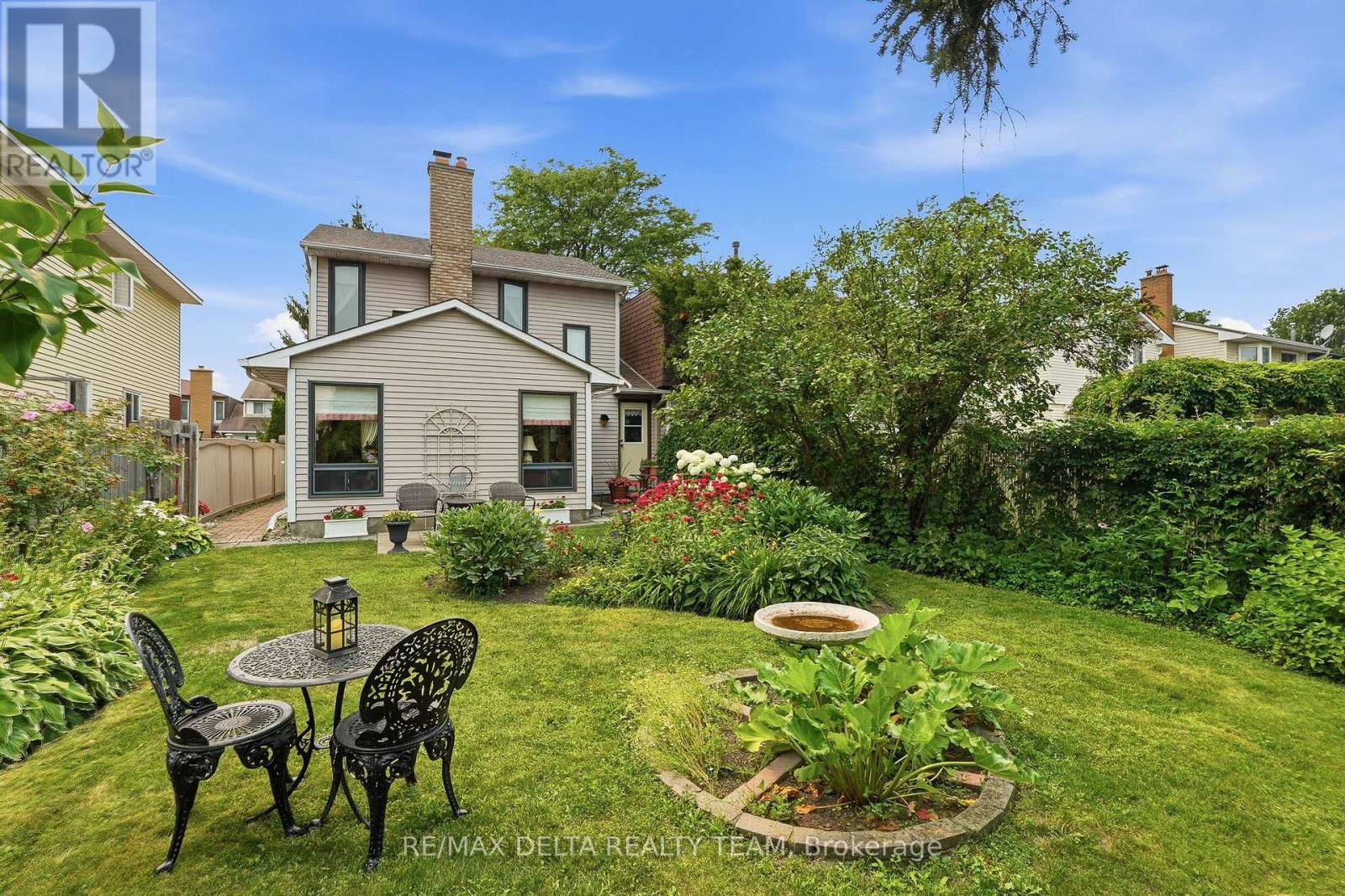 1091 ST LUCIA PLACE - 32