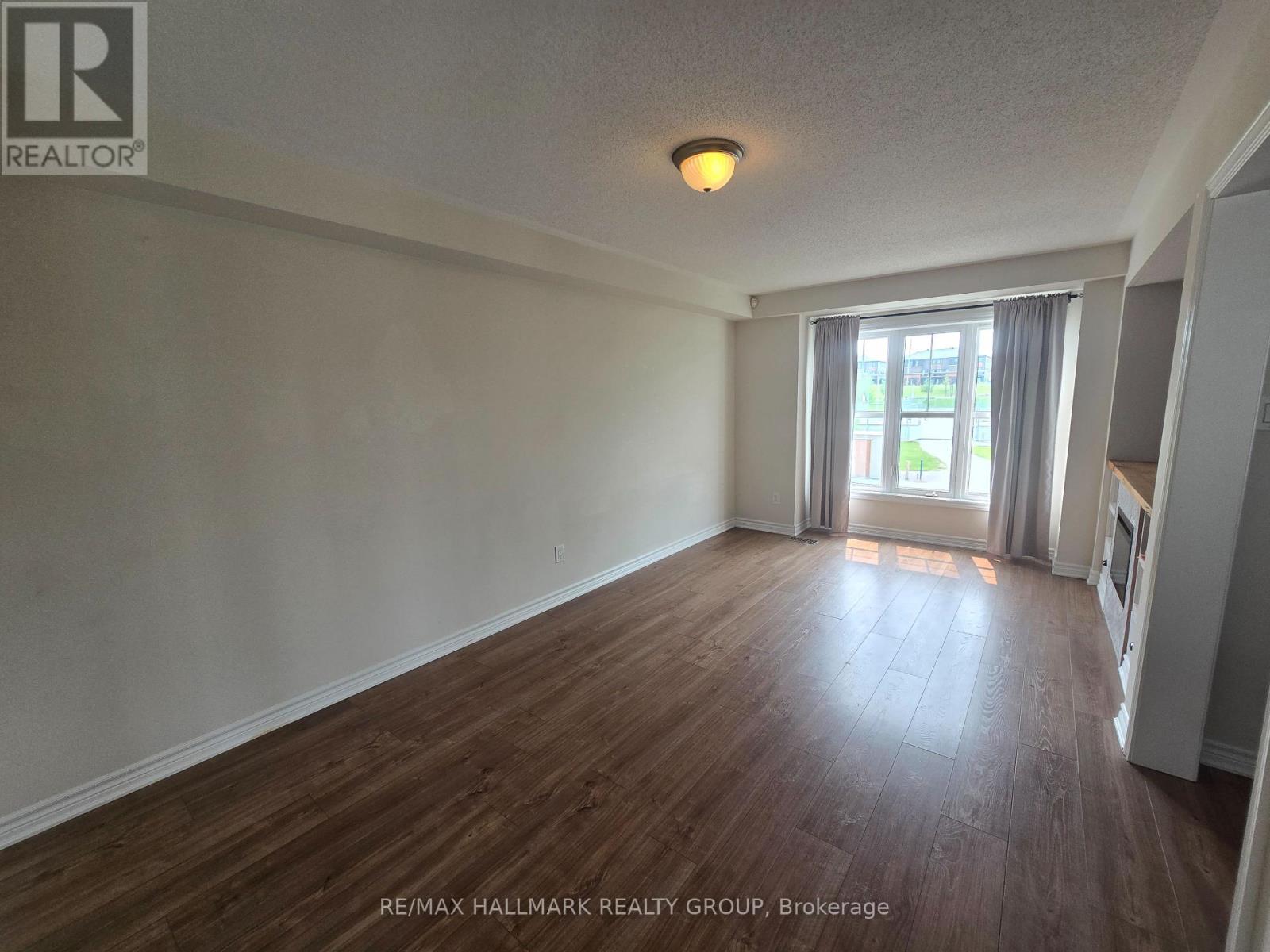 2 Bed, 3 Bath House for Rent in Ottawa – 549 ENSATINA CRESCENT, Ottawa – MLS# X13566834 - Image 18