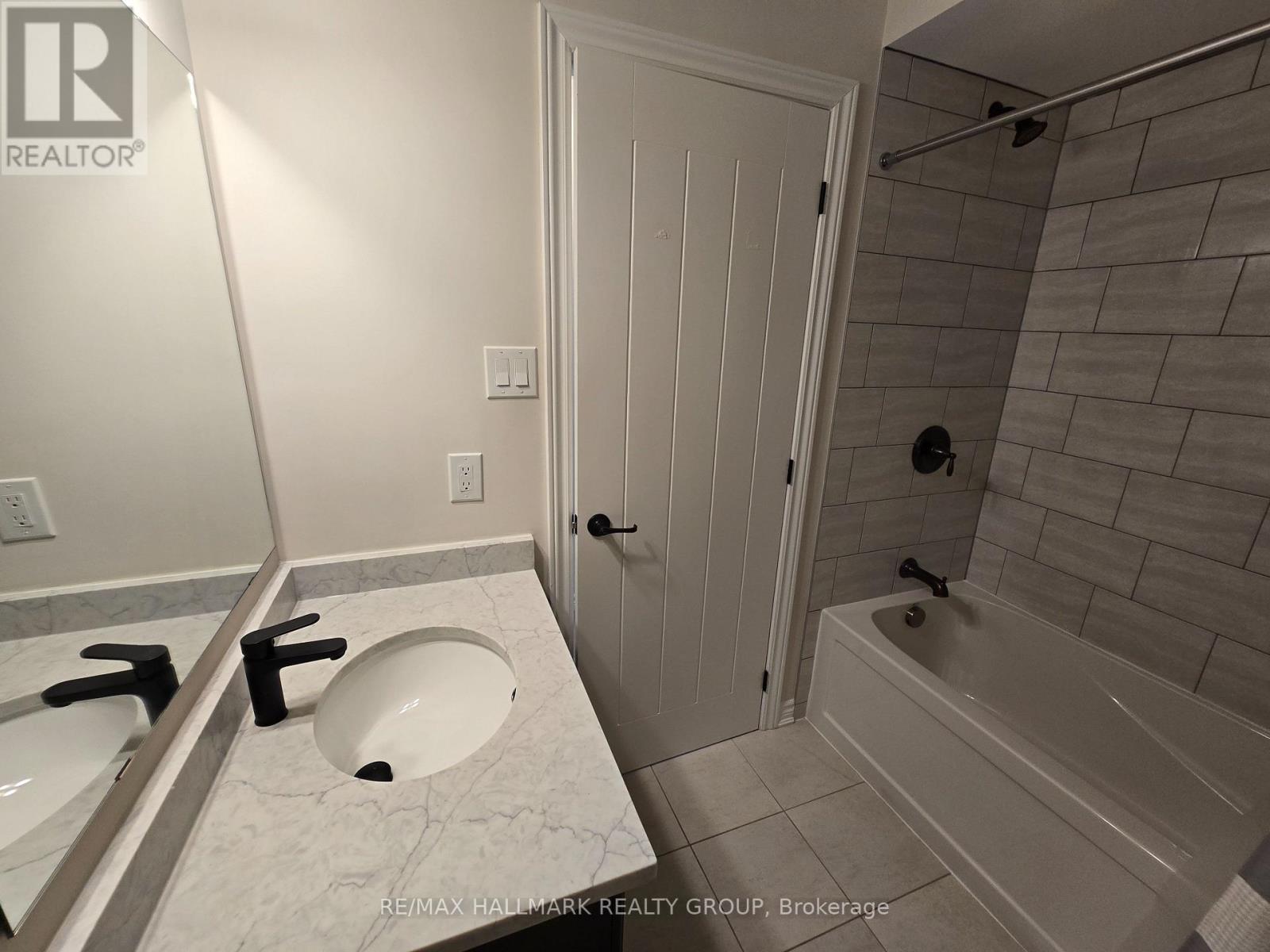 2 Bed, 3 Bath House for Rent in Ottawa – 549 ENSATINA CRESCENT, Ottawa – MLS# X13566834 - Image 22