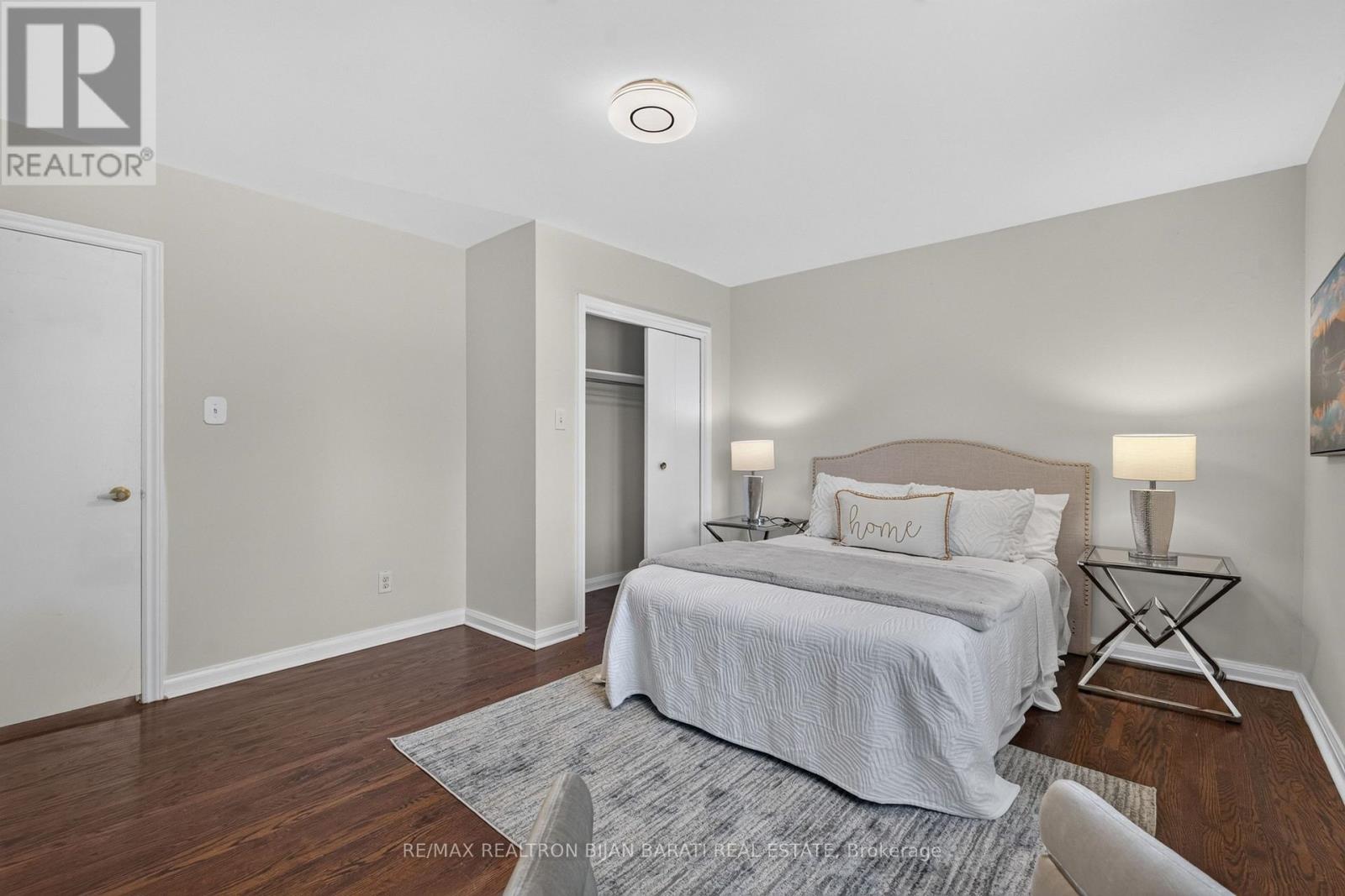 215 GRANDVIEW AVENUE - 32