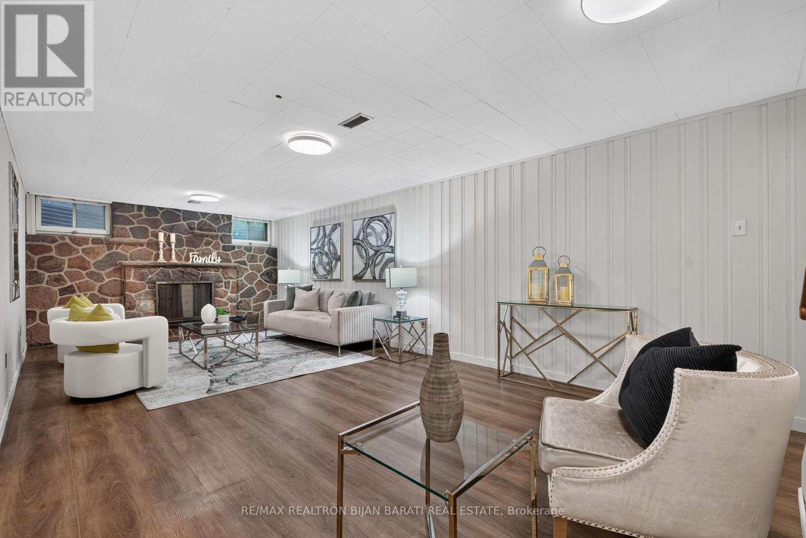 215 GRANDVIEW AVENUE - 37