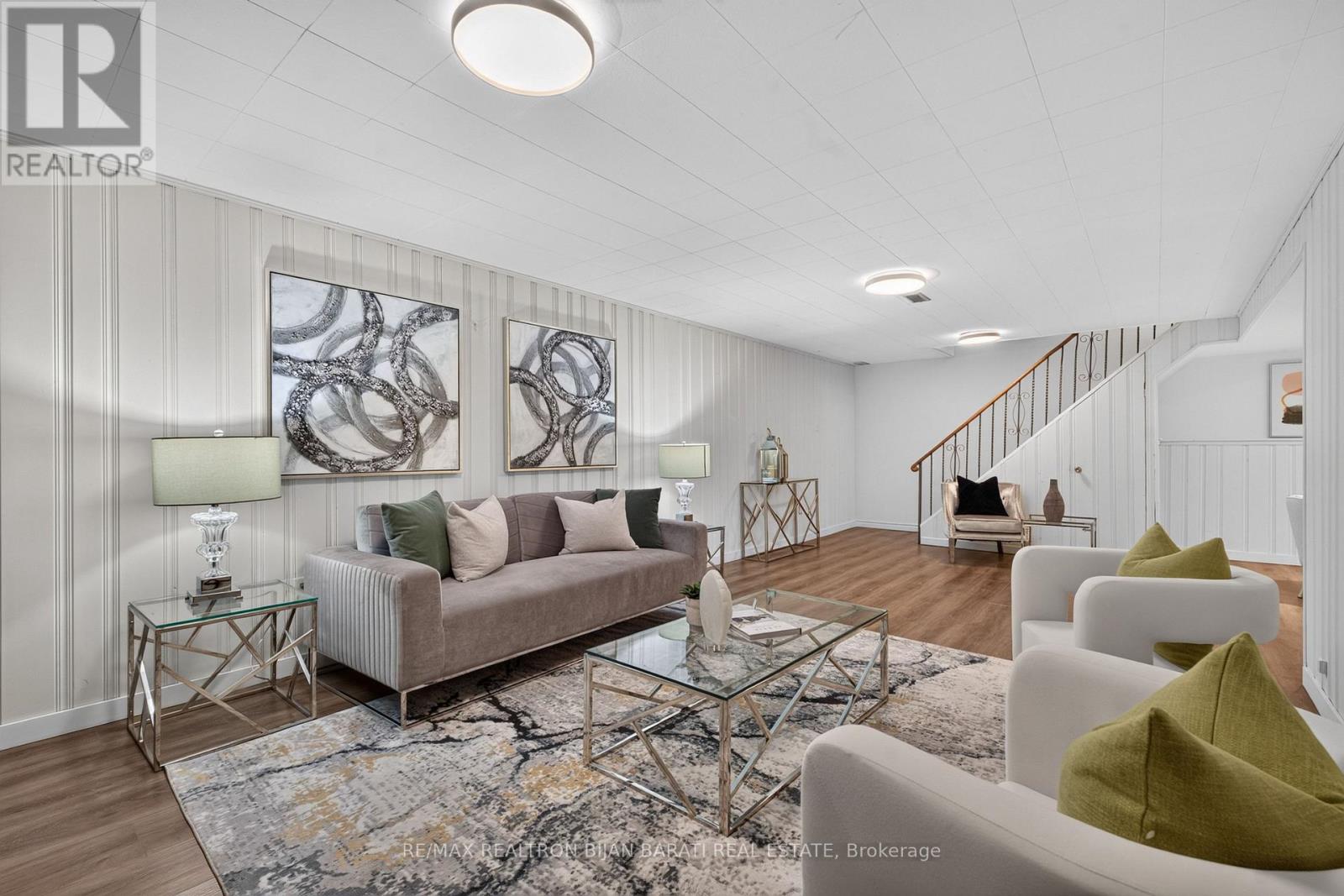 215 GRANDVIEW AVENUE - 41