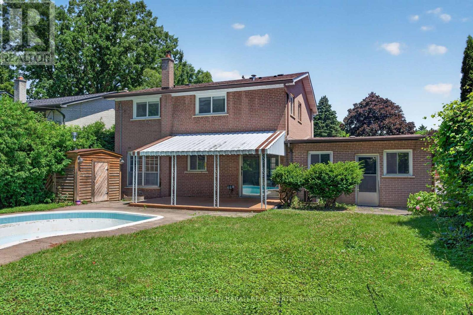 215 GRANDVIEW AVENUE - 48
