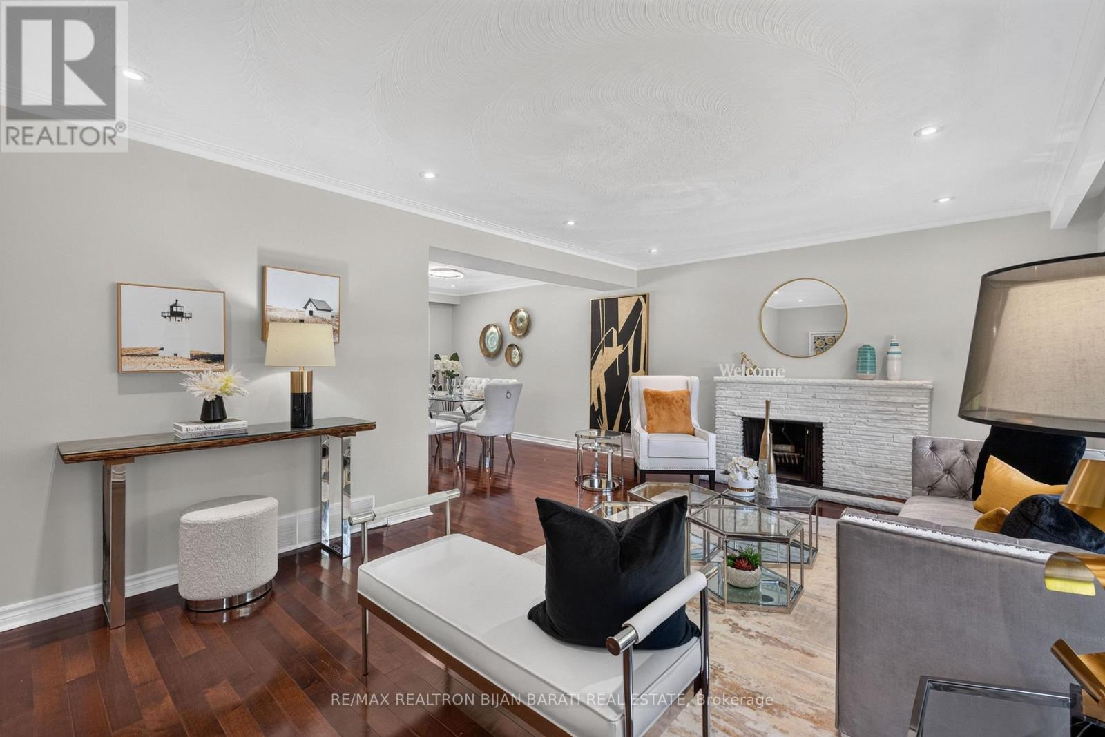 215 GRANDVIEW AVENUE - 7