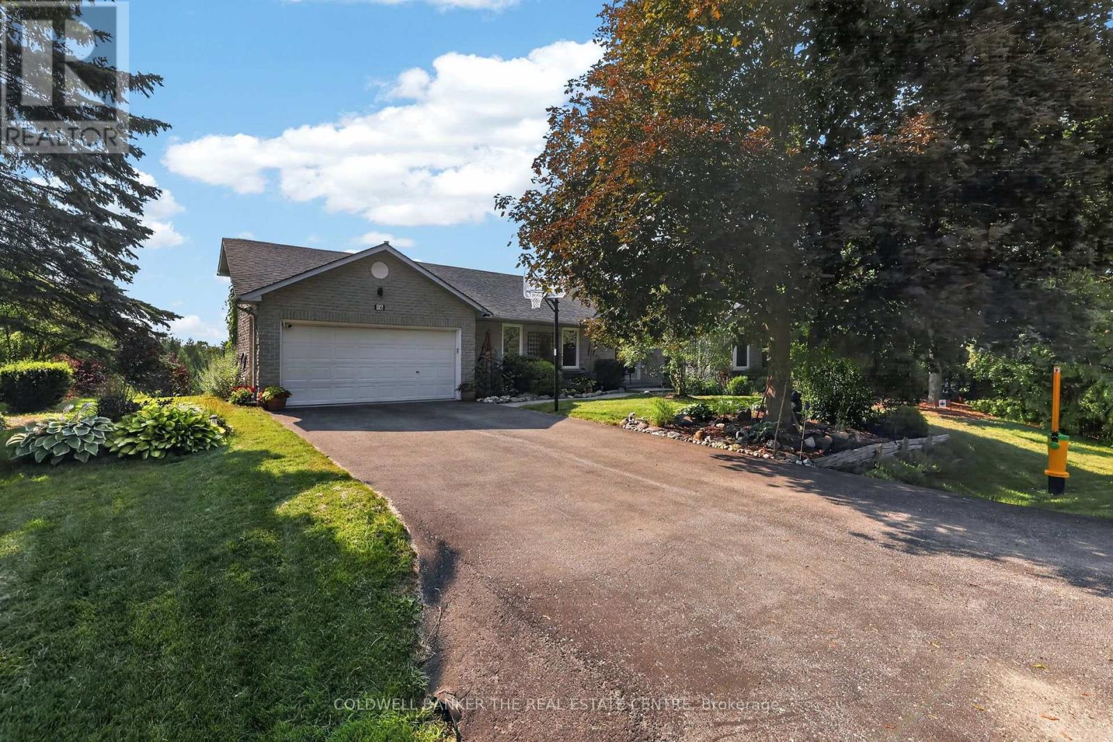 16 HI VIEW DRIVE - 1