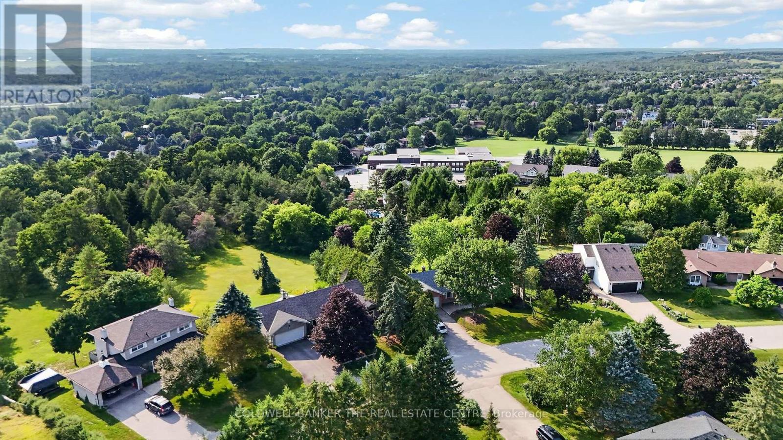 16 HI VIEW DRIVE - 41