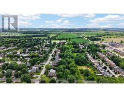 15 English Drive, New Tecumseth, ON L0G1A0 Photo 8