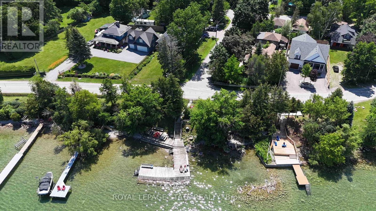 104 FARLEY CIRCLE - 22