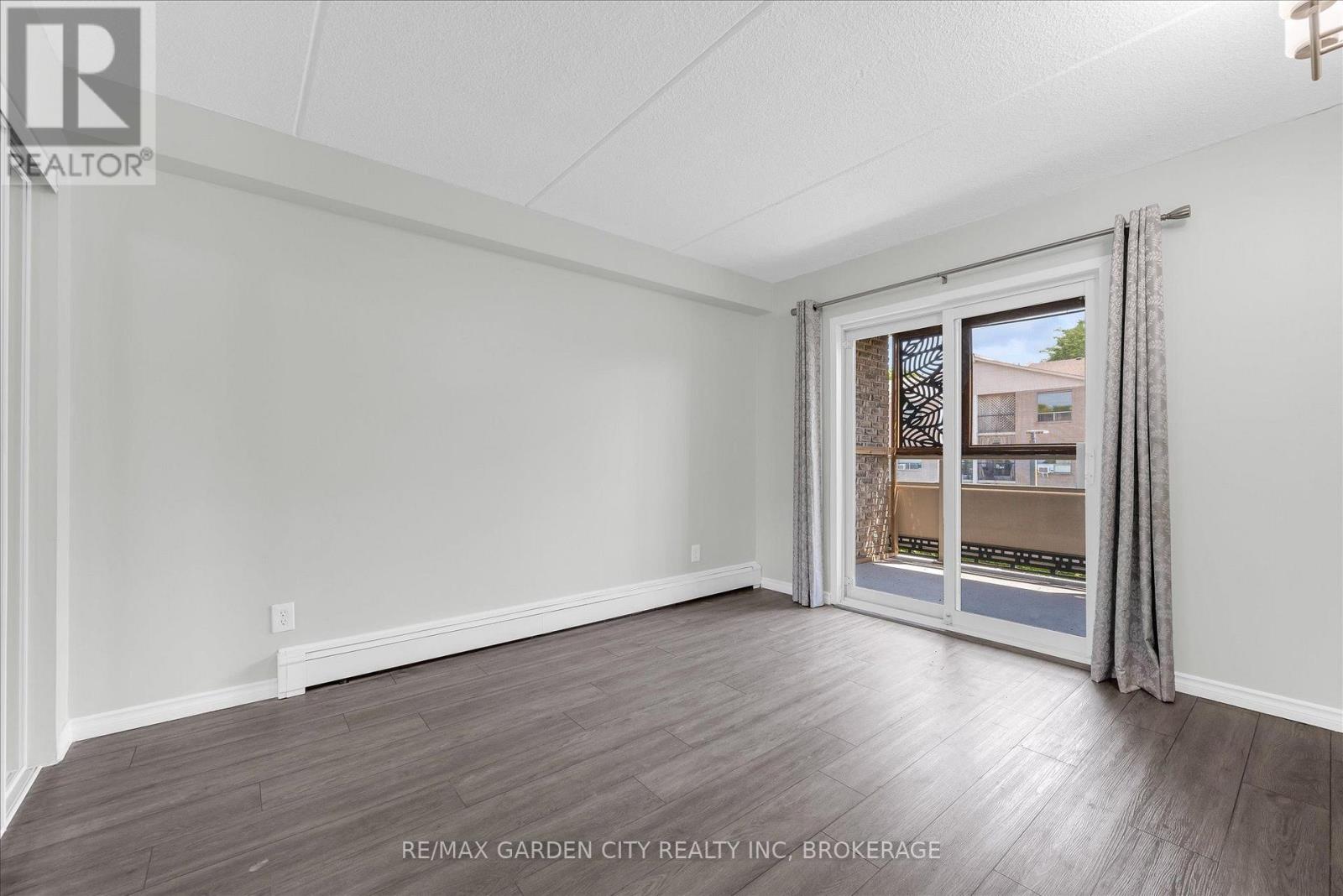 #116 41 RYKERT STREET - Image 13