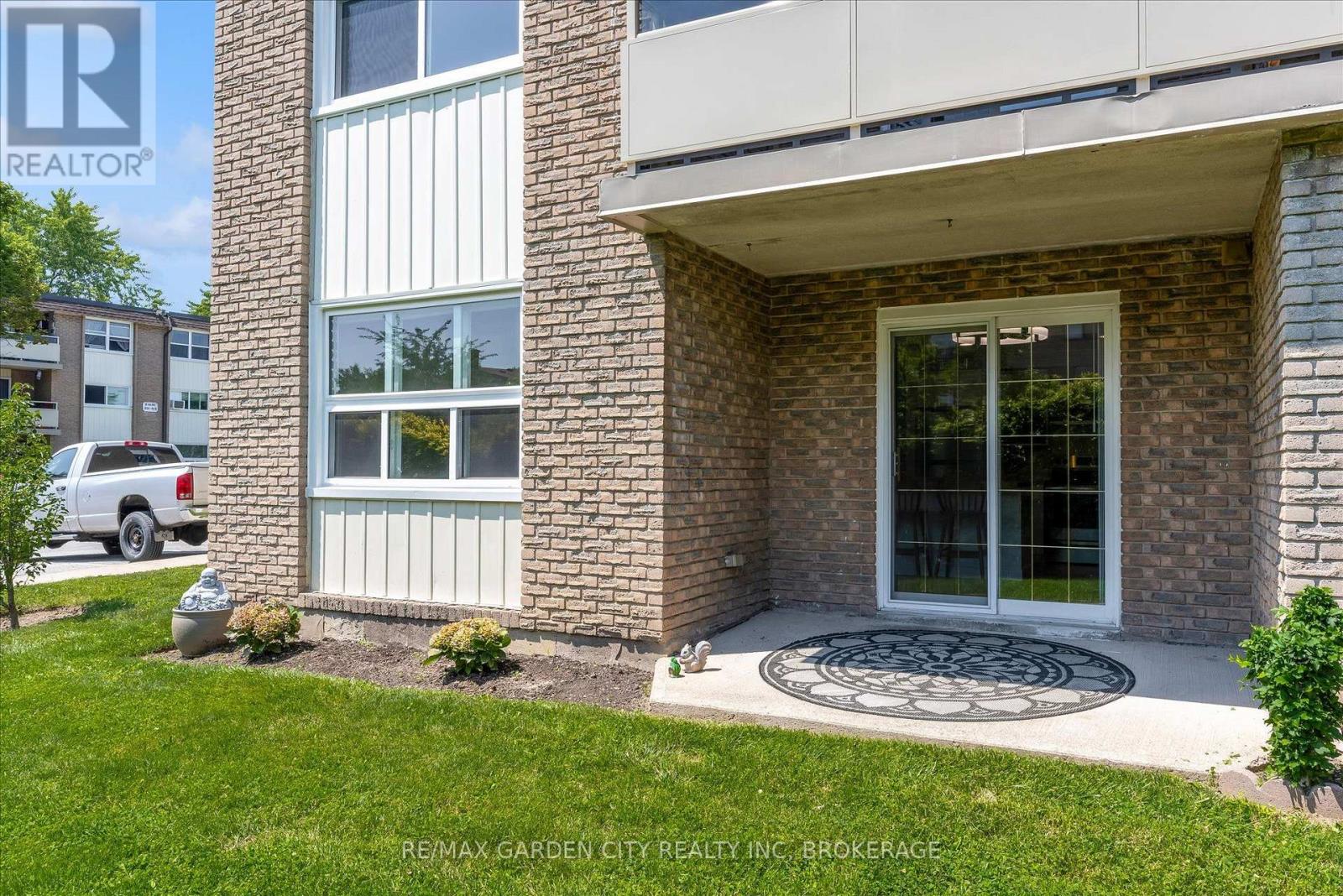 #116 41 RYKERT STREET - Image 23