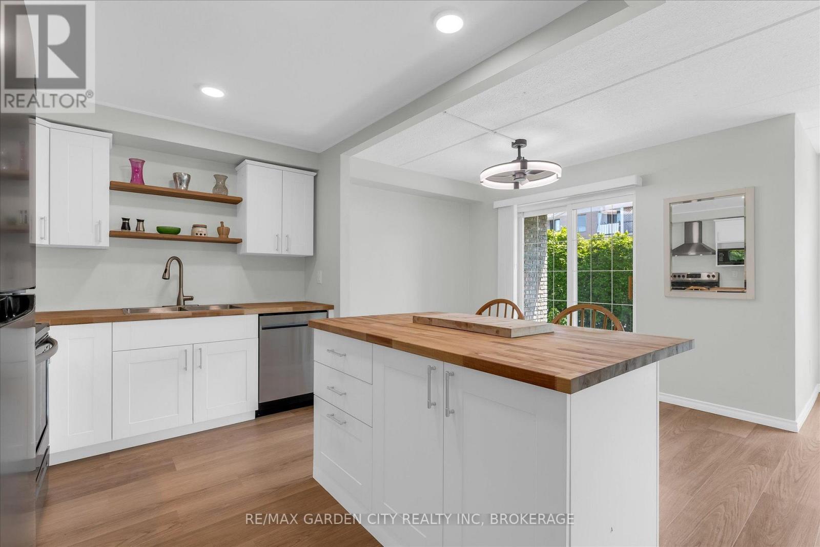 #116 41 RYKERT STREET - Image 3