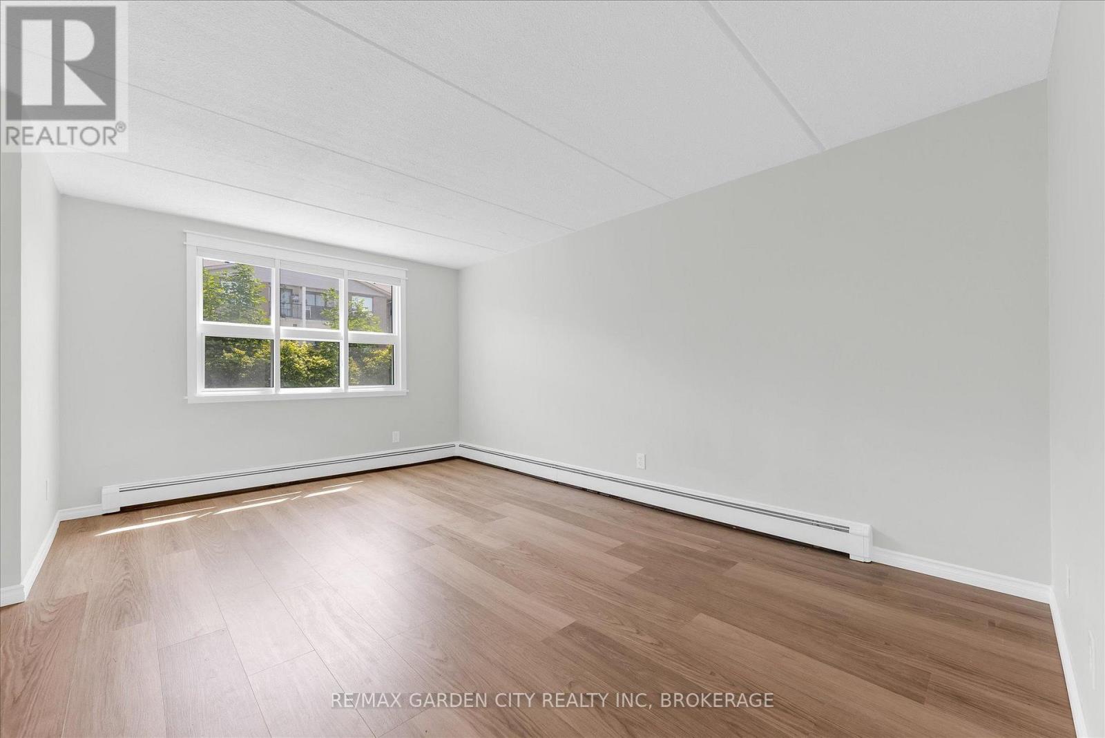 #116 41 RYKERT STREET - Image 9