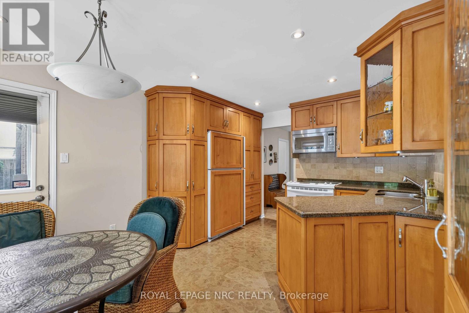 51 FORESTVIEW DRIVE - 18
