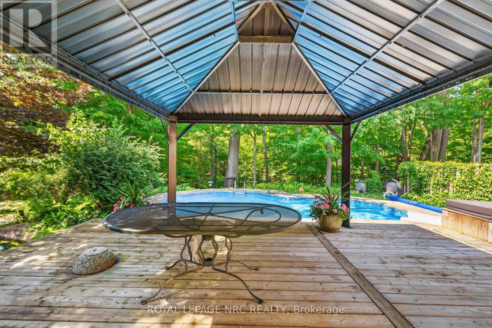 51 FORESTVIEW DRIVE - 36