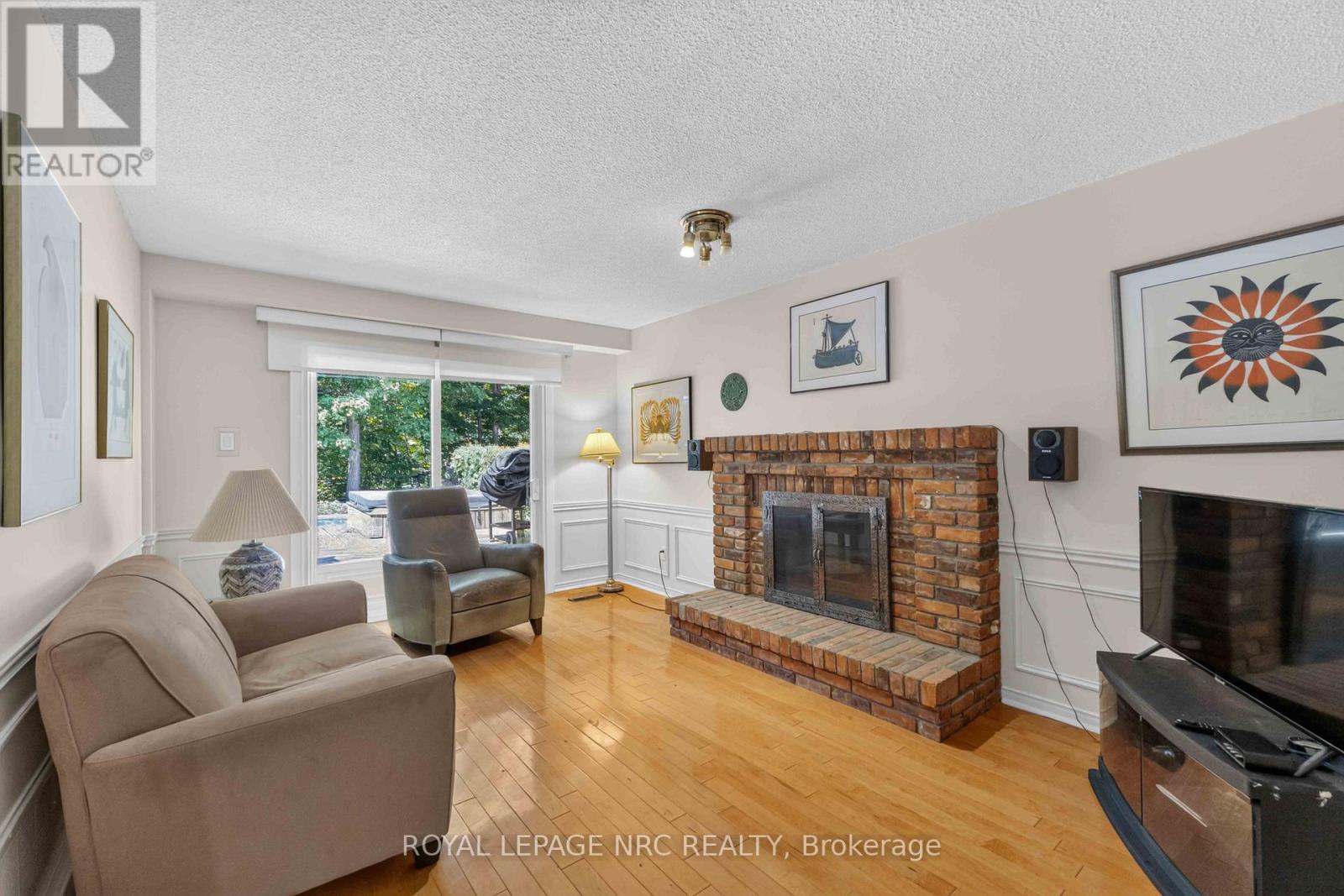 51 FORESTVIEW DRIVE - 7