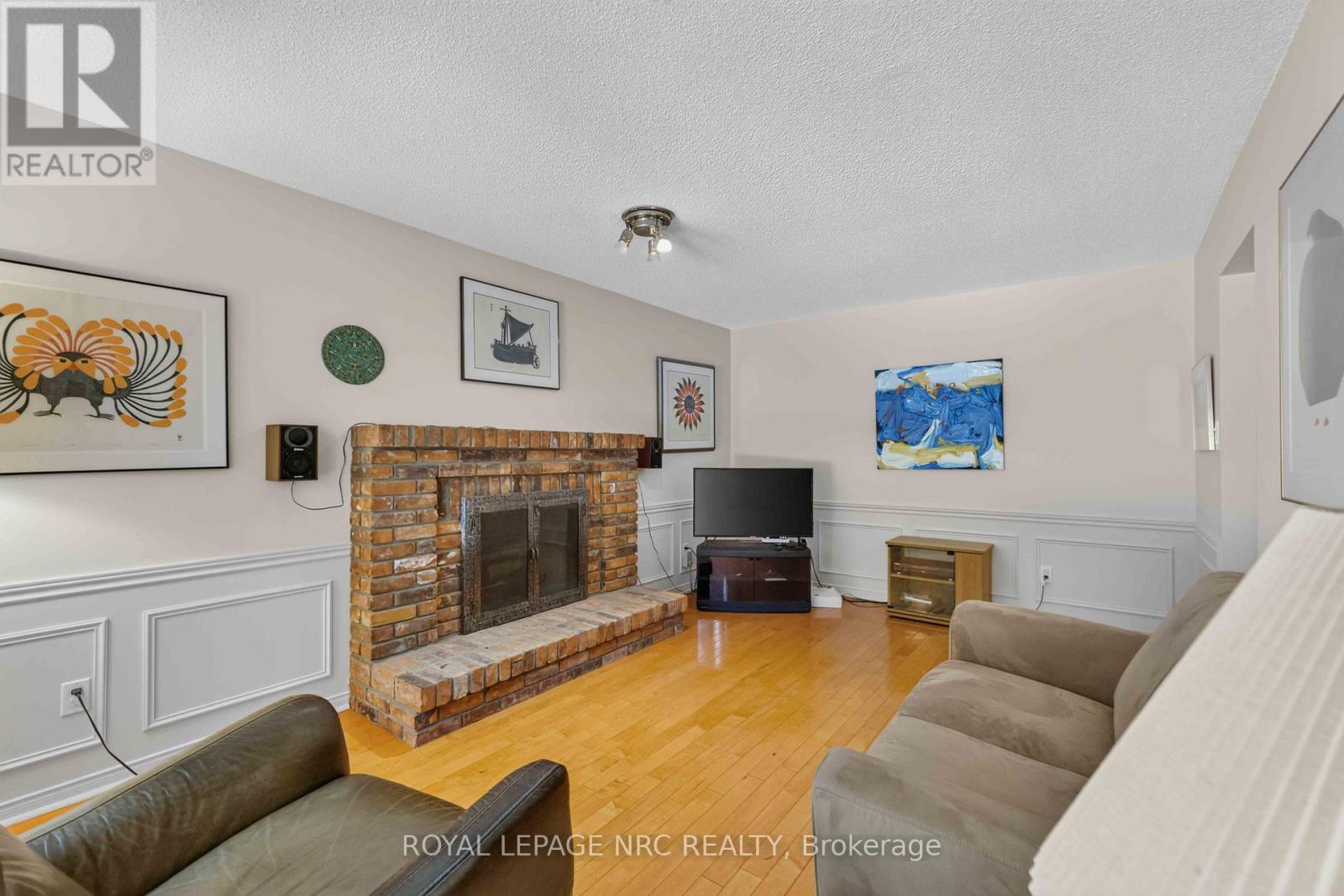 51 FORESTVIEW DRIVE - 8