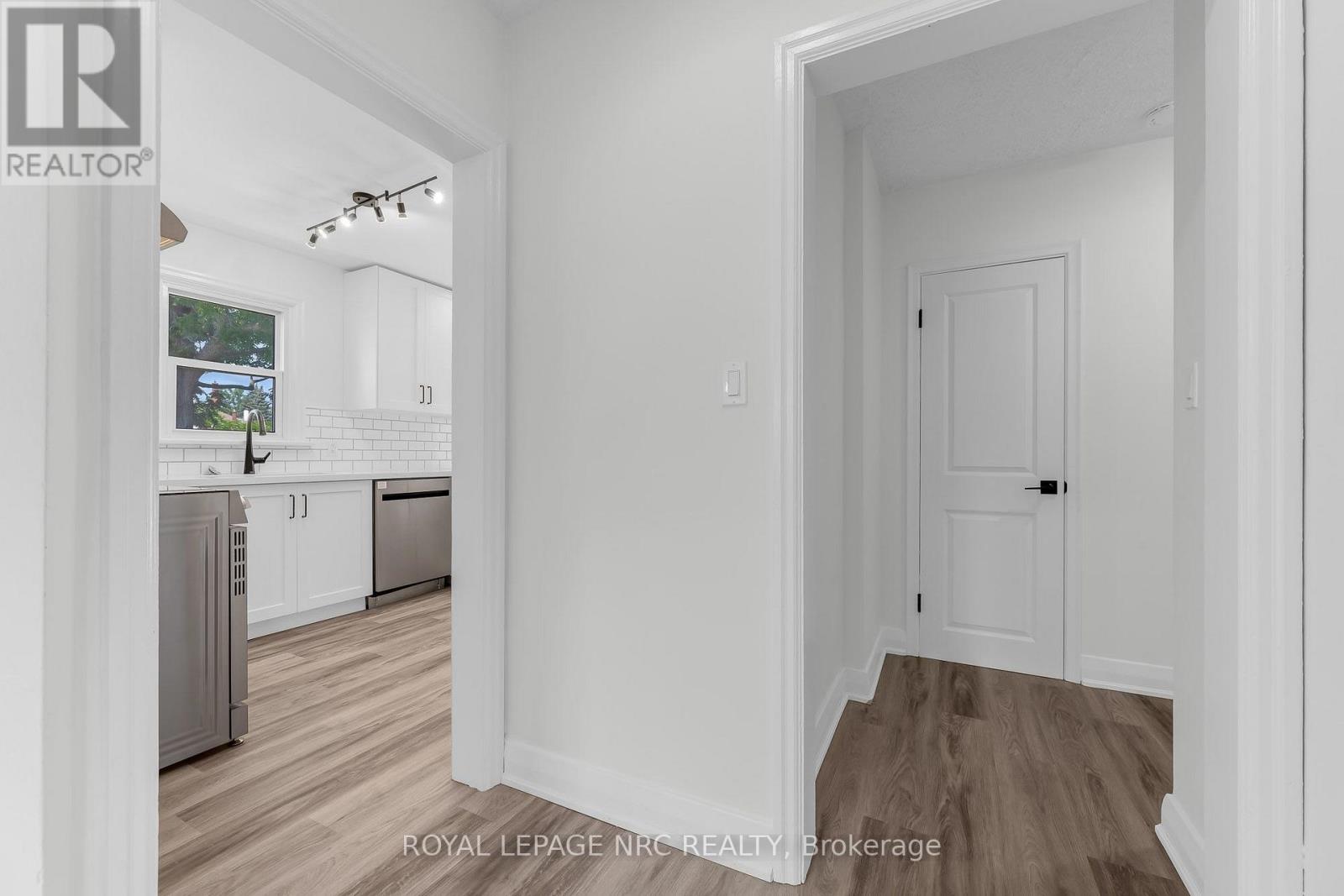 6069 COLLINS DRIVE - 18