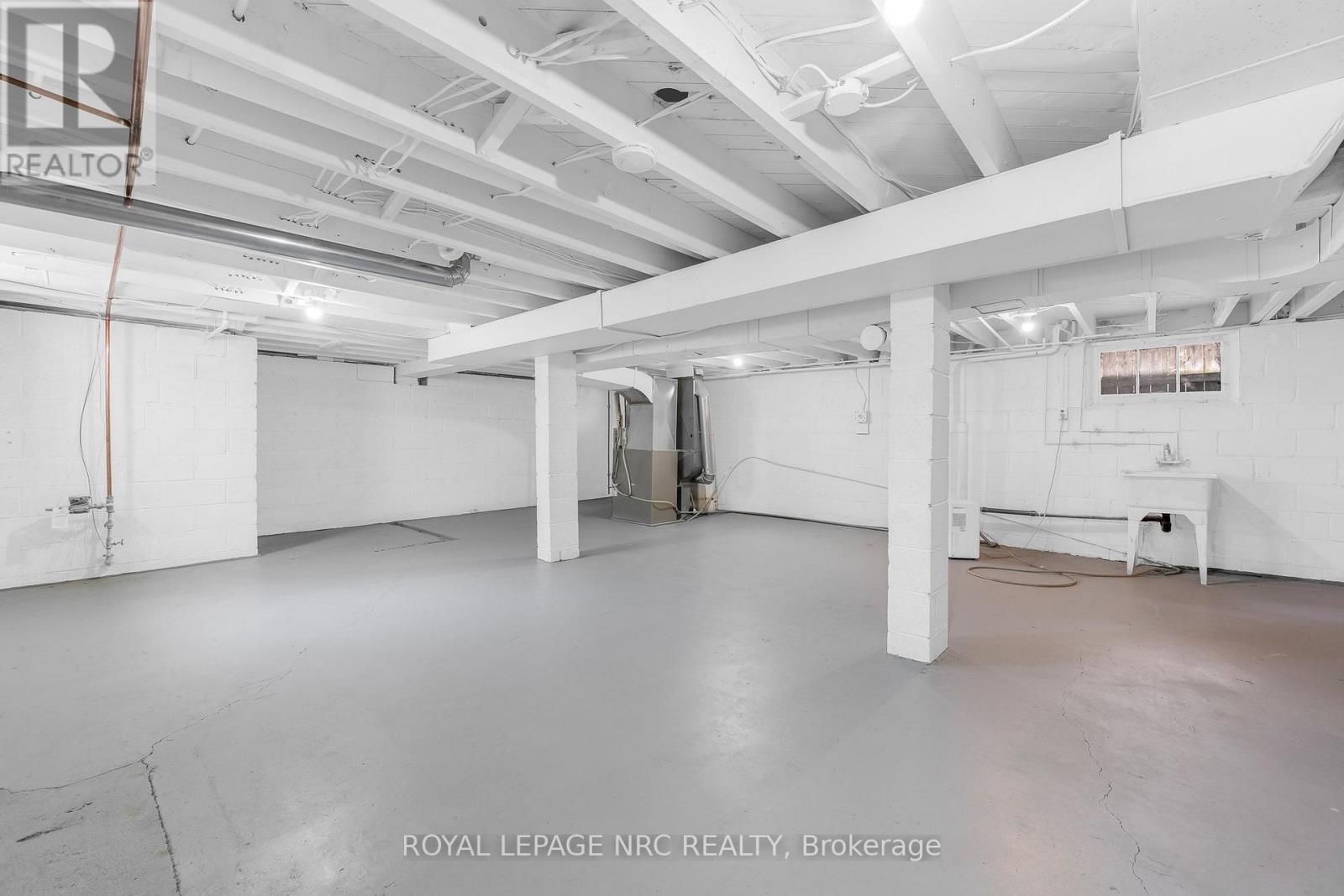 6069 COLLINS DRIVE - 33