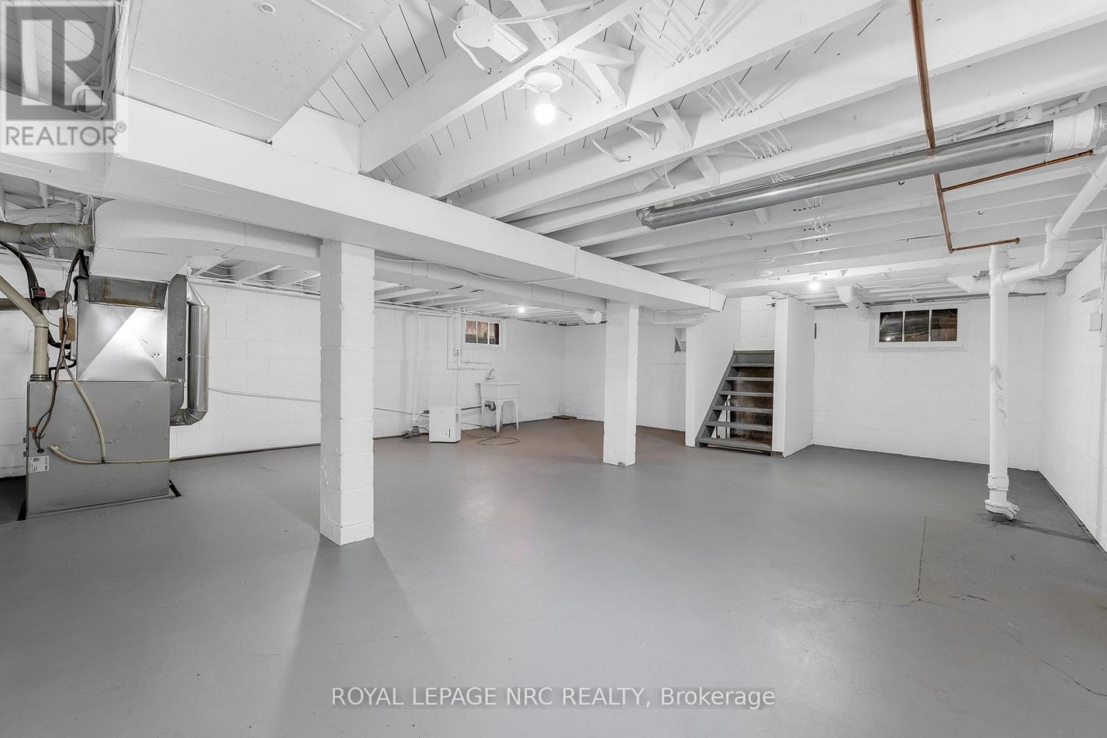 6069 COLLINS DRIVE - 34