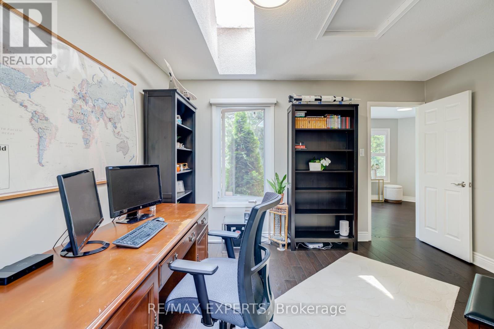 23 BLOOMFIELD TRAIL - Image 17