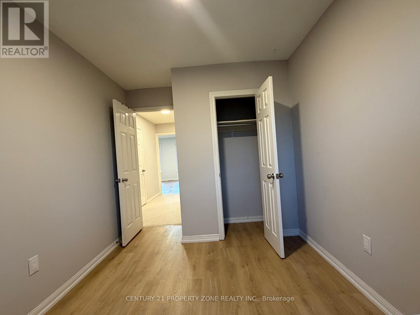 #39 2 CLAYBRICK COURT - 16