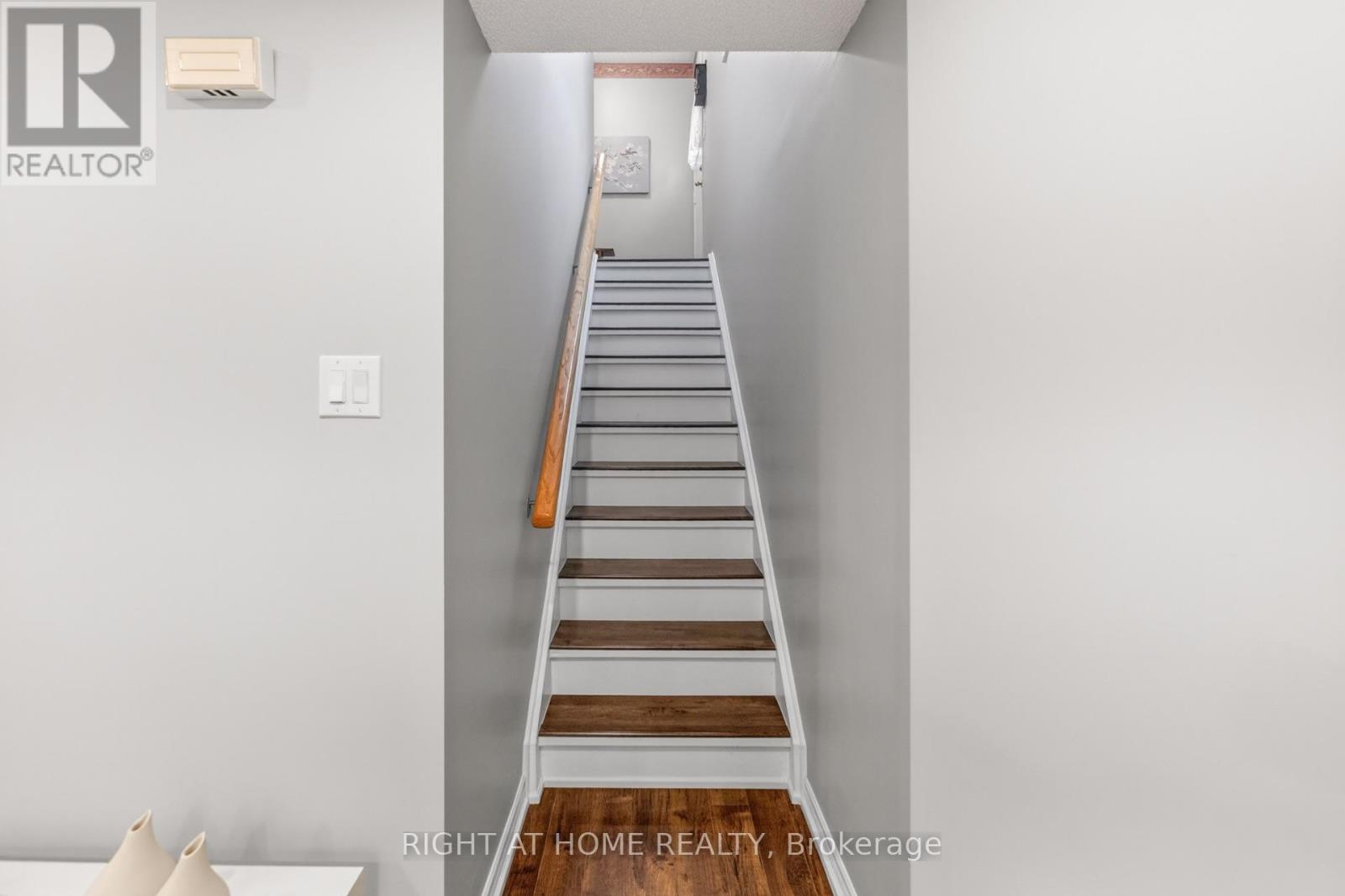 17 EATON STREET - 30