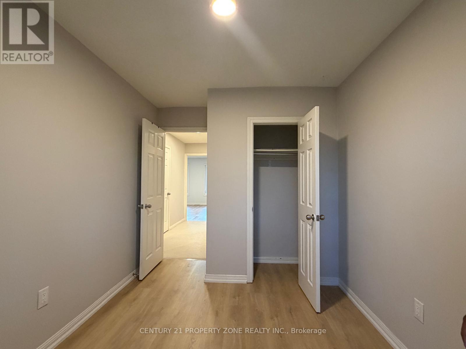 #39 2 CLAYBRICK COURT - 17