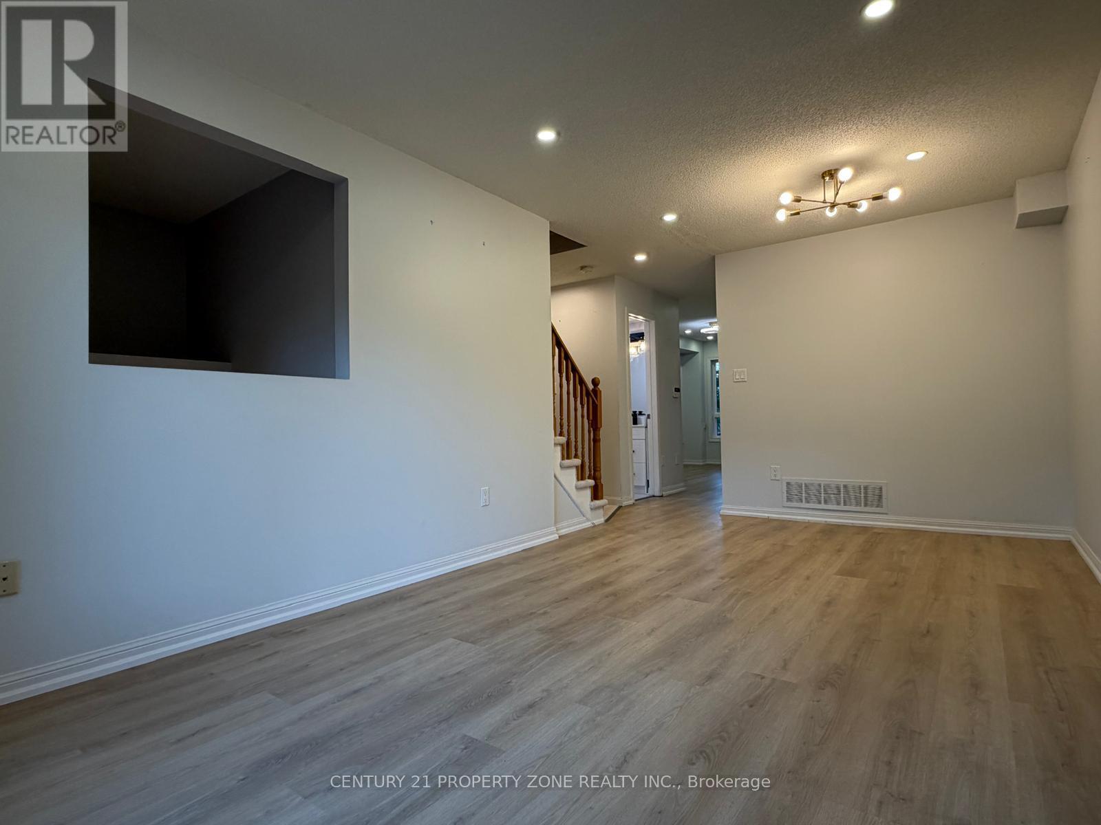 #39 2 CLAYBRICK COURT - 7