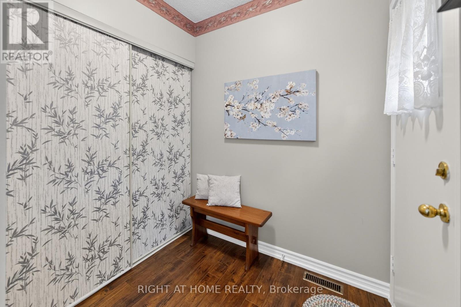 17 EATON STREET - 29