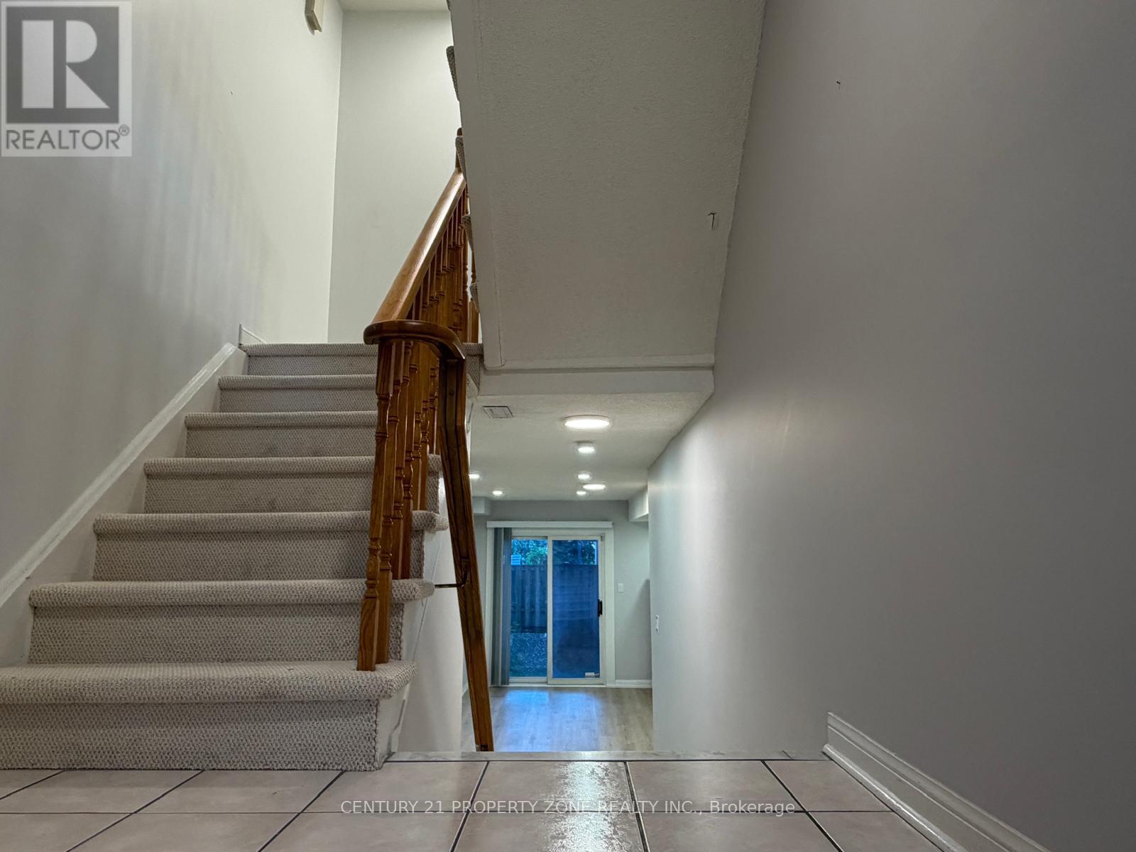 #39 2 CLAYBRICK COURT - 5