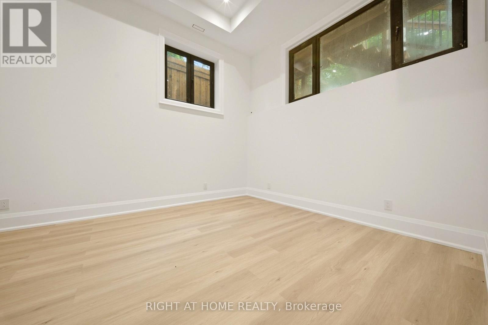 28 PINE AVENUE - 39